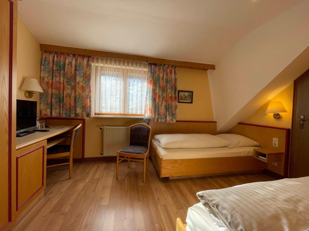 Rothsee Hotel อัลเลอร์สแบร์ก ภายนอก รูปภาพ
