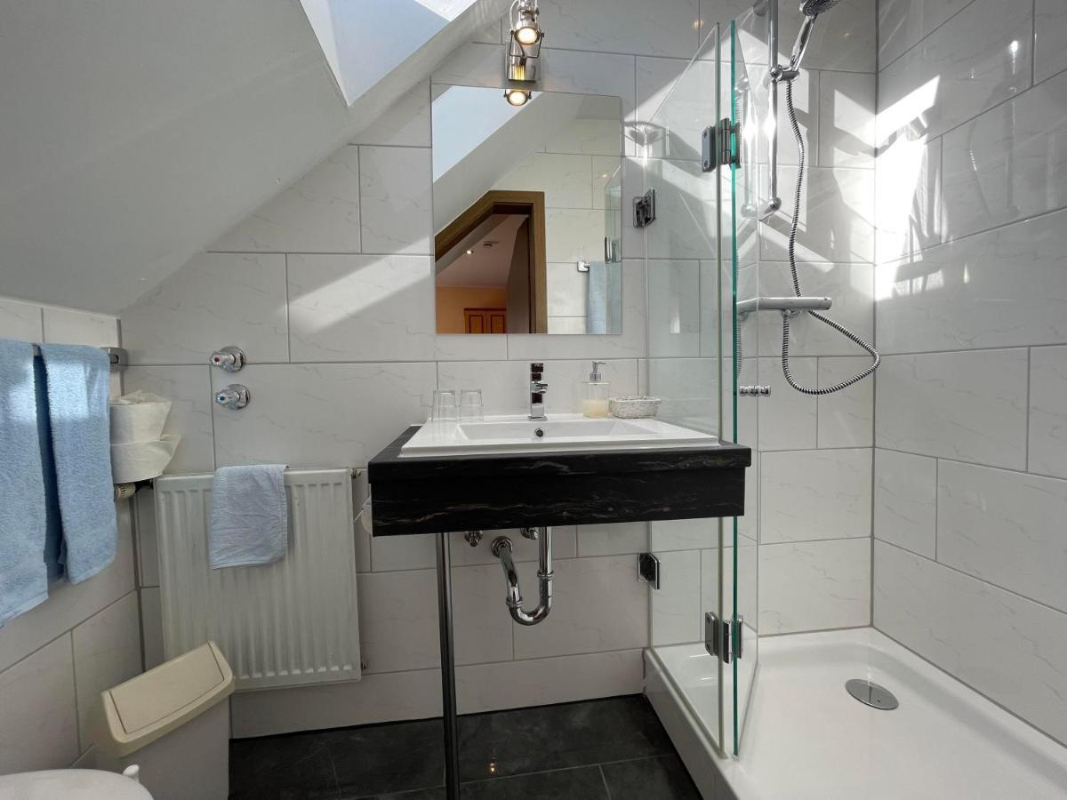 Rothsee Hotel อัลเลอร์สแบร์ก ภายนอก รูปภาพ