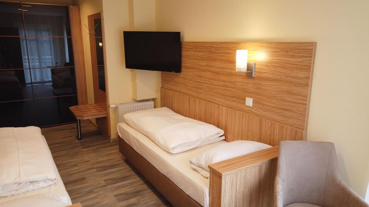 Rothsee Hotel อัลเลอร์สแบร์ก ภายนอก รูปภาพ