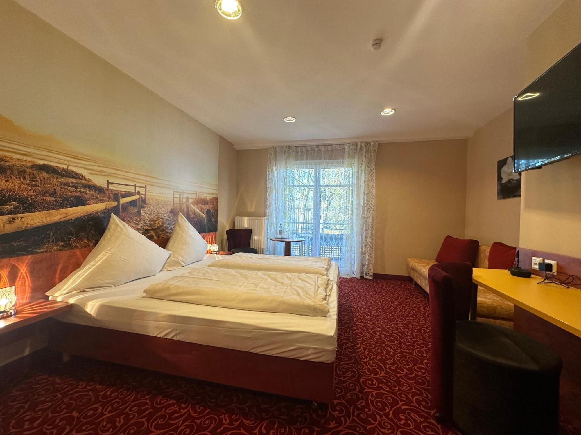 Rothsee Hotel อัลเลอร์สแบร์ก ภายนอก รูปภาพ