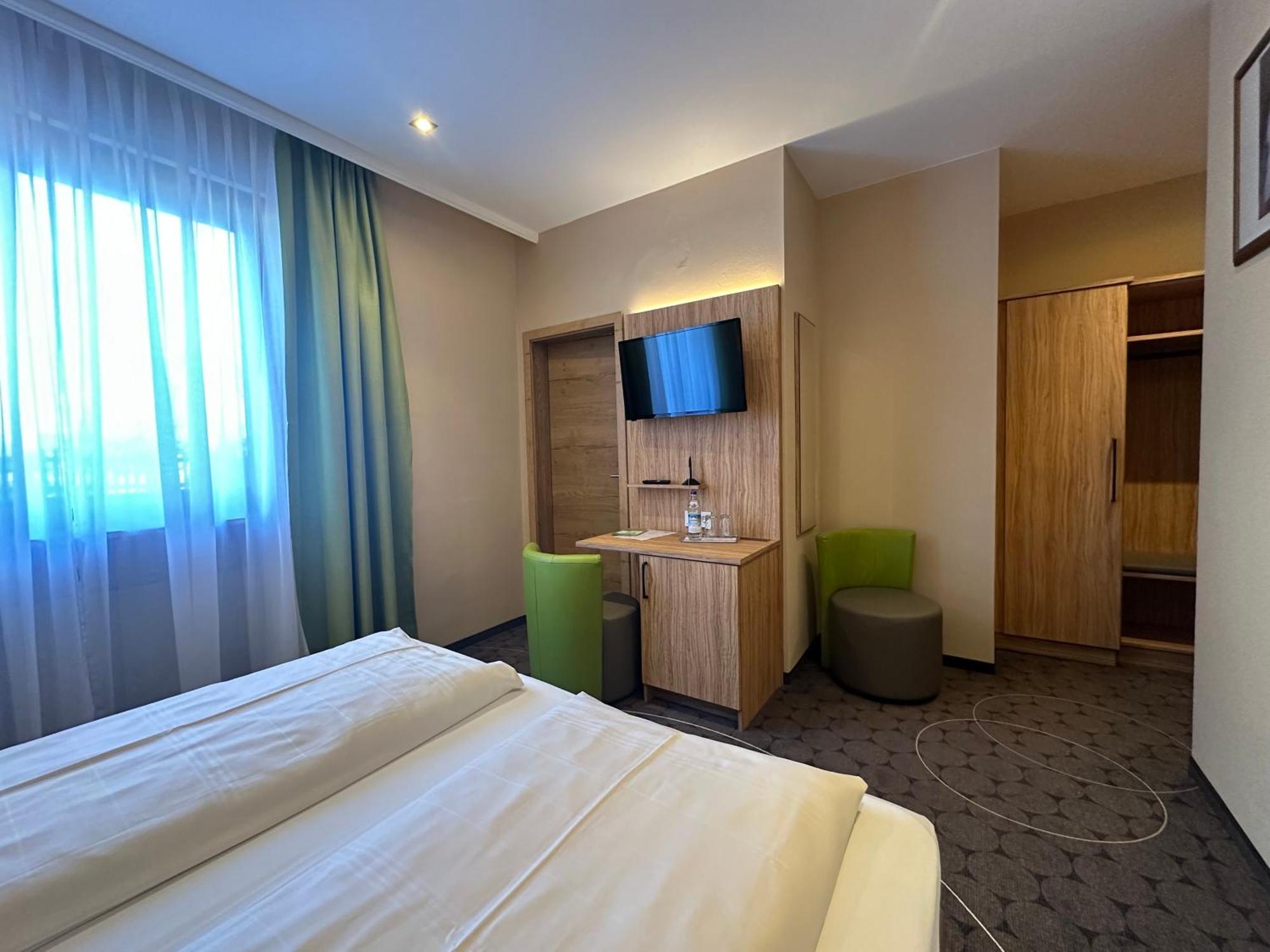 Rothsee Hotel อัลเลอร์สแบร์ก ภายนอก รูปภาพ