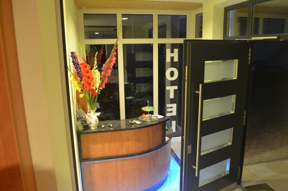 Rothsee Hotel อัลเลอร์สแบร์ก ภายนอก รูปภาพ