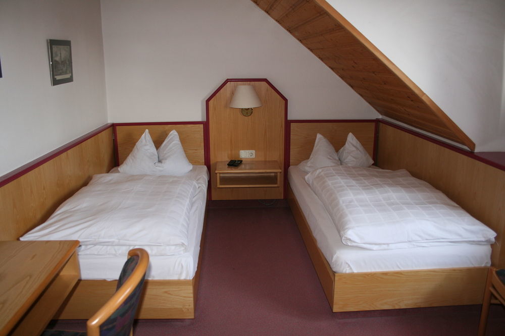 Rothsee Hotel อัลเลอร์สแบร์ก ภายนอก รูปภาพ