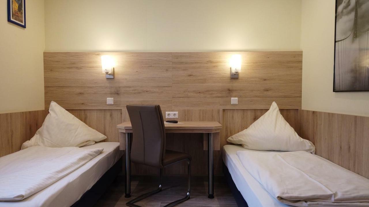Rothsee Hotel อัลเลอร์สแบร์ก ภายนอก รูปภาพ